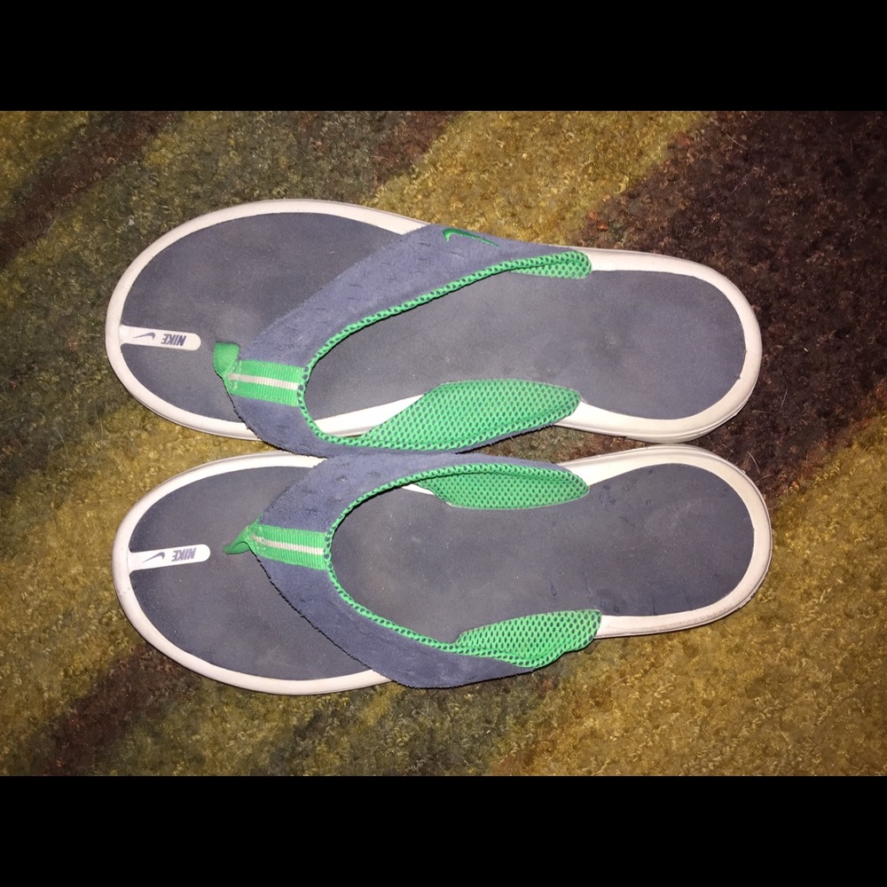 Nike Flips